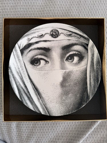 Fornasetti tema variazioni - e,