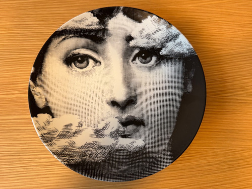 Authentic fornasetti tema - tema, e
