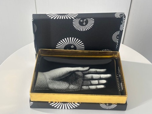 Fornasetti art plate - fornasetti, mano